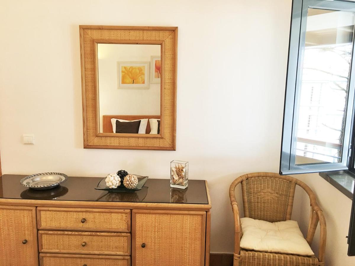 Apartamento T1 Em Lagos Com Piscina E Garagem Exterior photo